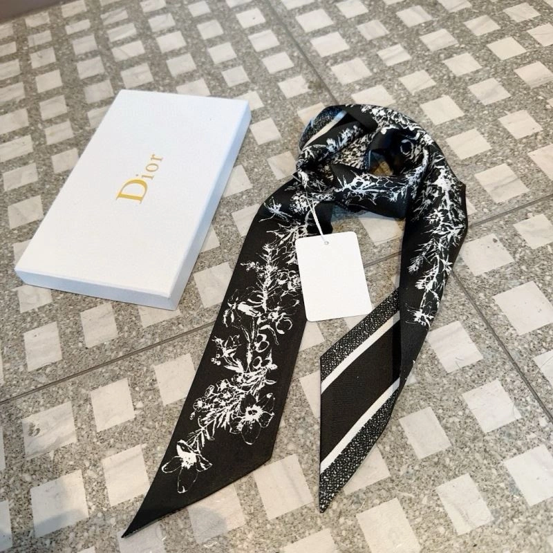 Lightweight Christian Dior Silk 272902