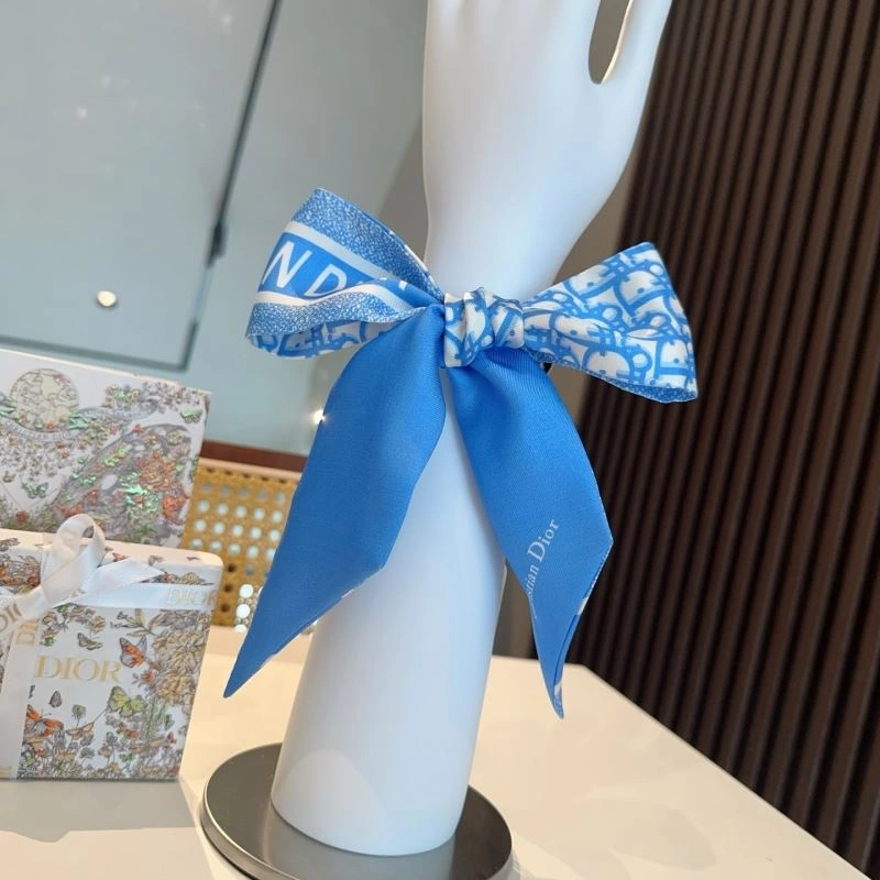Modern Christian Dior Silk 272905