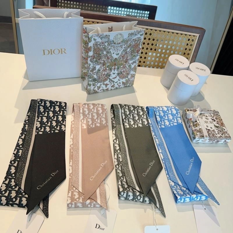 Christian Dior Silk Snug 272908