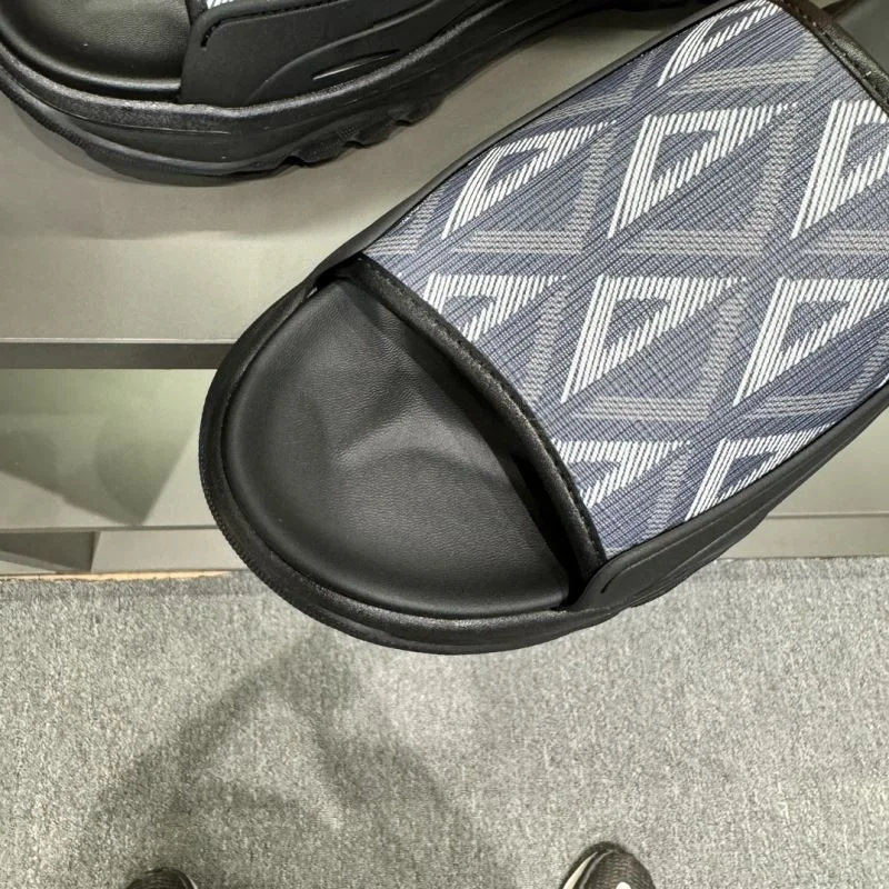 Christian Dior Slippers RelaxedFit 20591