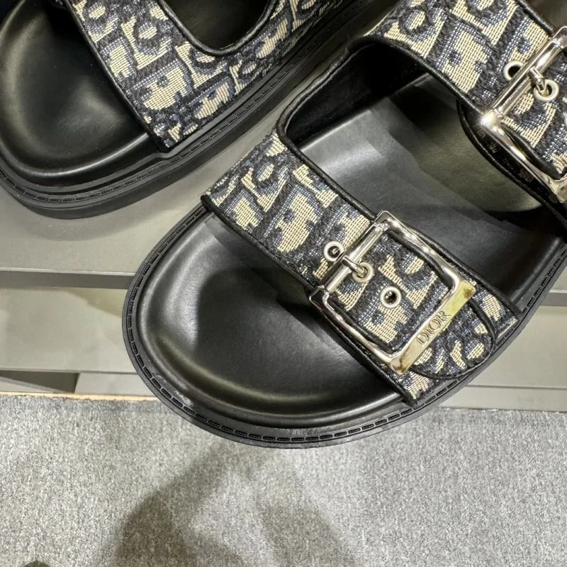 WellDesigned Christian Dior Slippers 20587