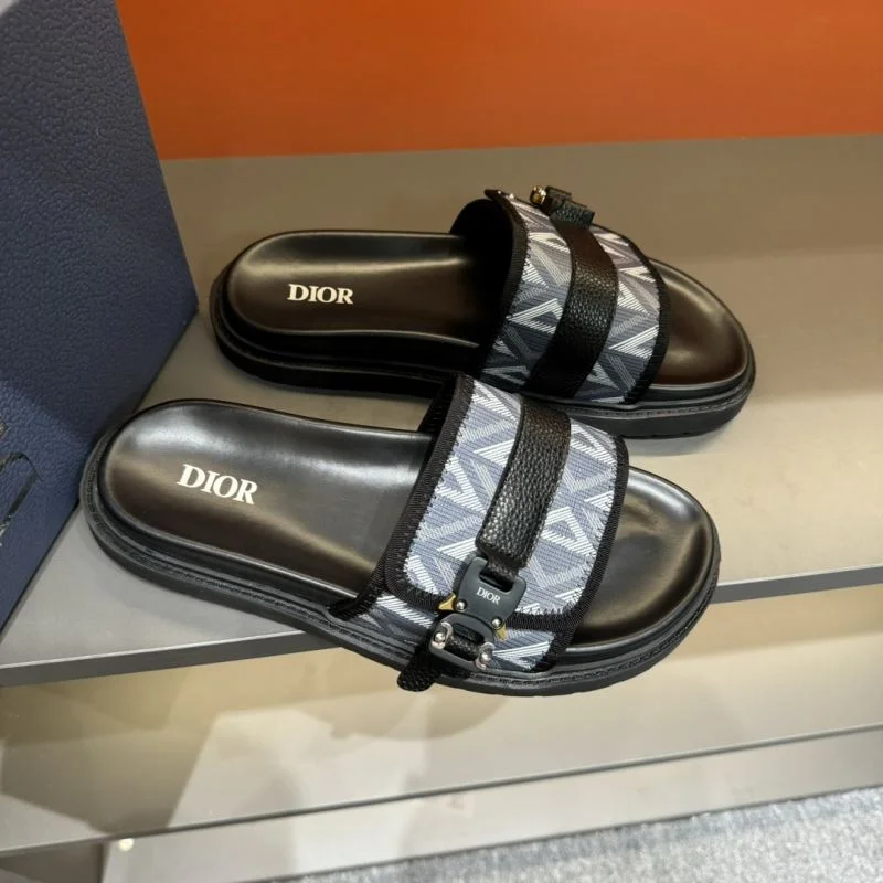 Durable Christian Dior Slippers 20586