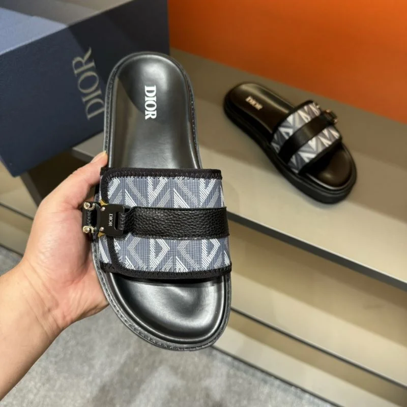 Durable Christian Dior Slippers 20586