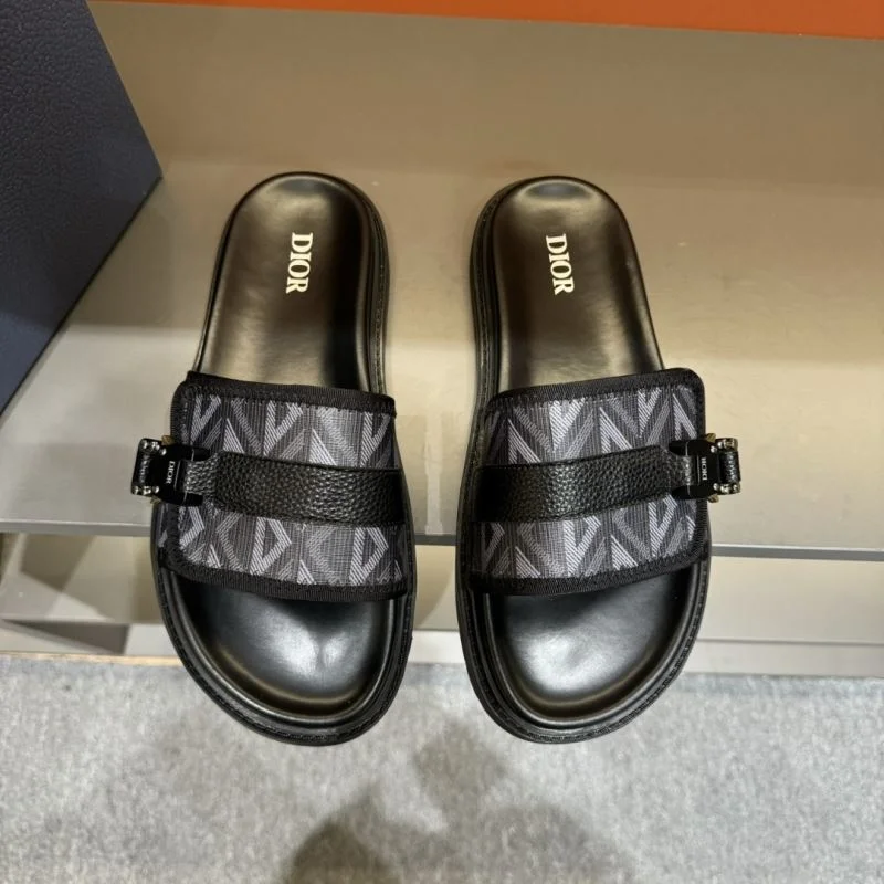 Christian Dior Slippers MultiPurpose 20585