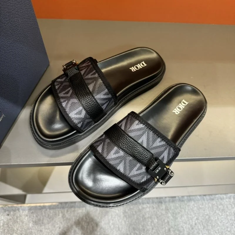 Christian Dior Slippers MultiPurpose 20585