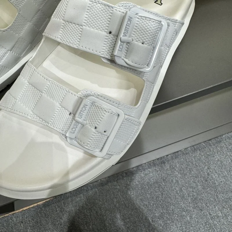 Chic Christian Dior Slippers 20540