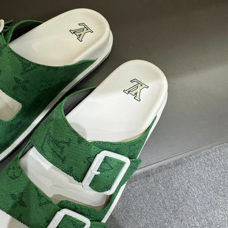 Functional Christian Dior Slippers 20541