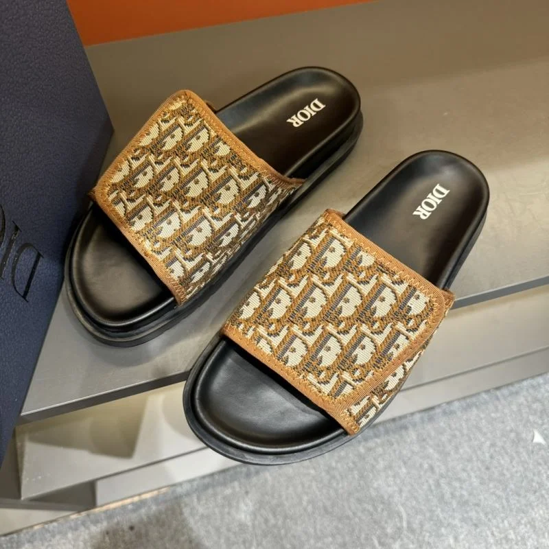 Christian Dior Slippers Unisex 20550