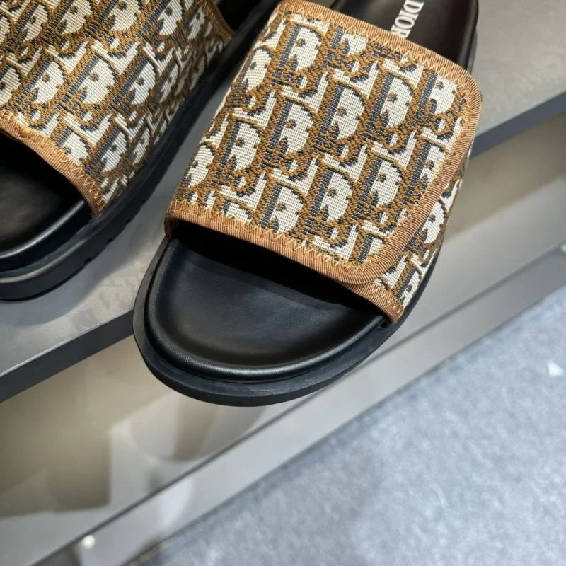 Christian Dior Slippers Unisex 20550