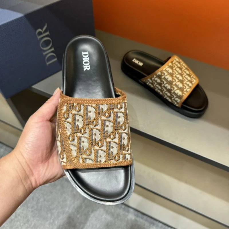 Christian Dior Slippers Unisex 20550