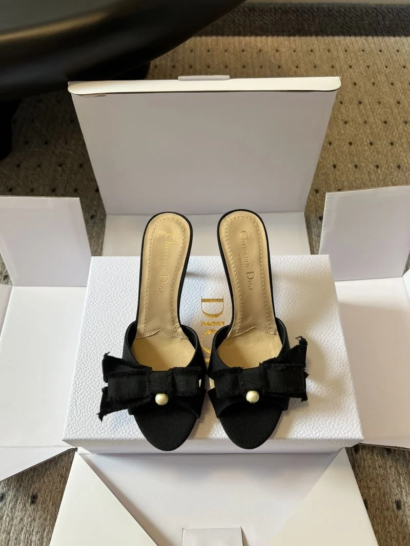 Christian Dior Slippers Versatile 21157