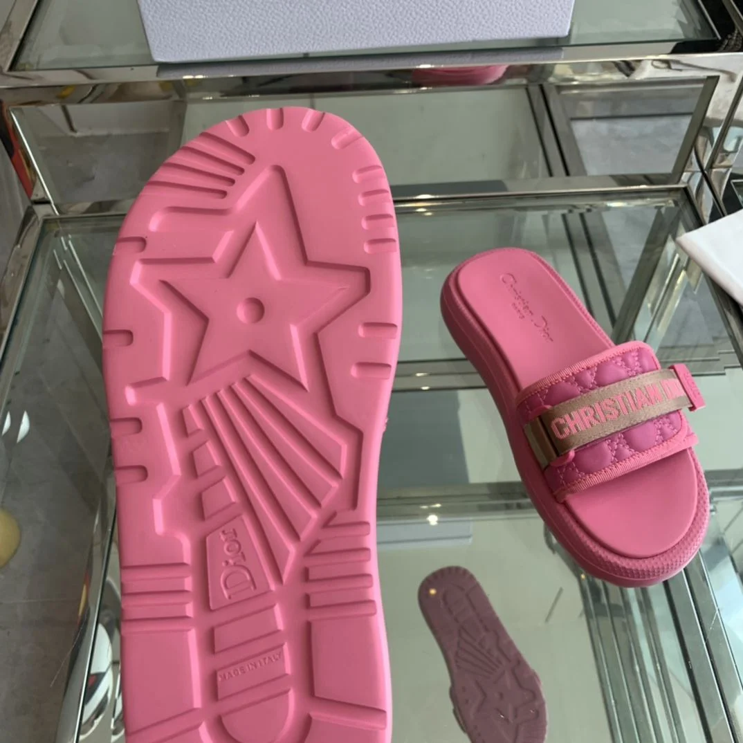 Christian Dior Slippers GoAnywhere 21136