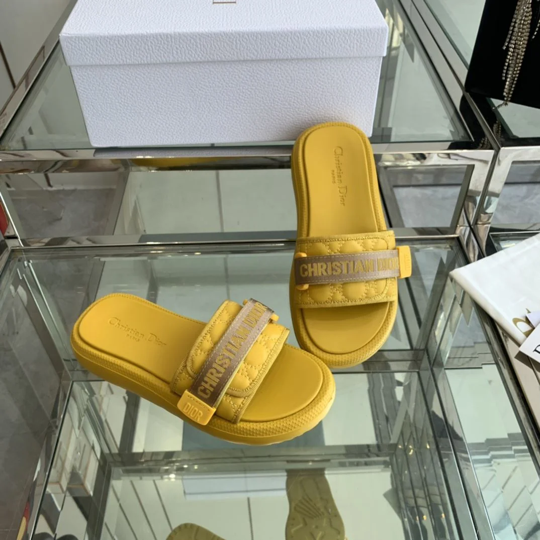 Christian Dior Slippers Sporty 21133
