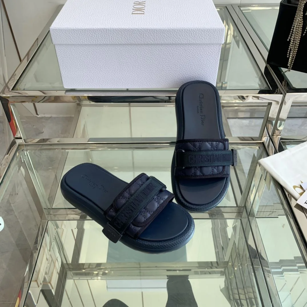 Christian Dior Slippers Fashionable 21131