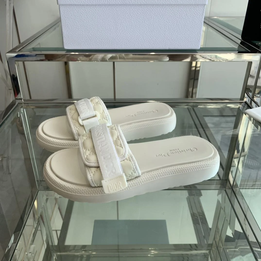 Christian Dior Slippers Upgraded 21138