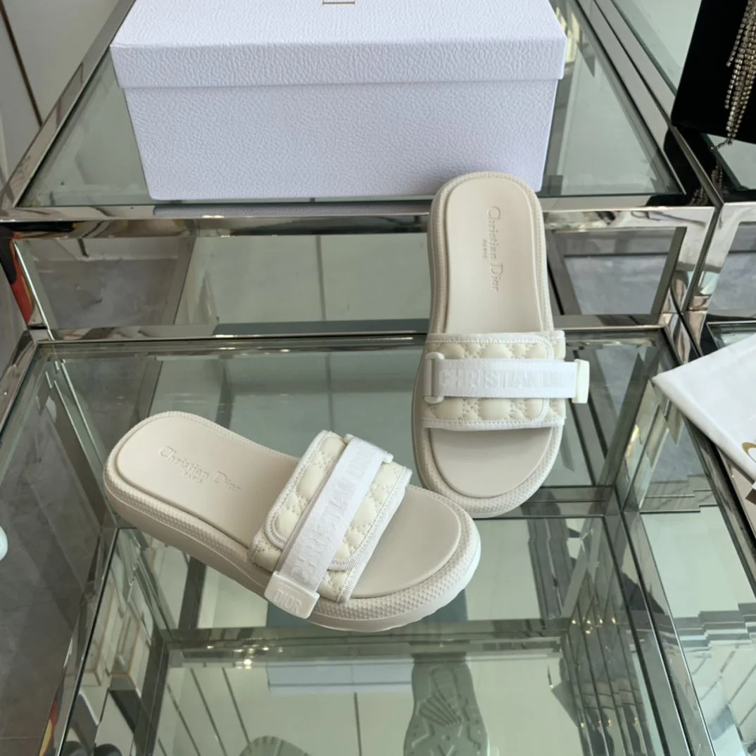 Christian Dior Slippers Upgraded 21138