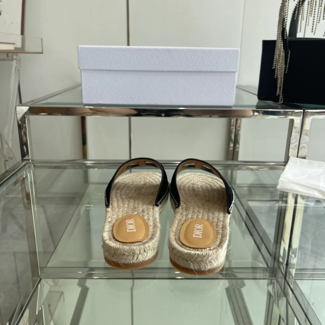EasyMatch Christian Dior Slippers 21125