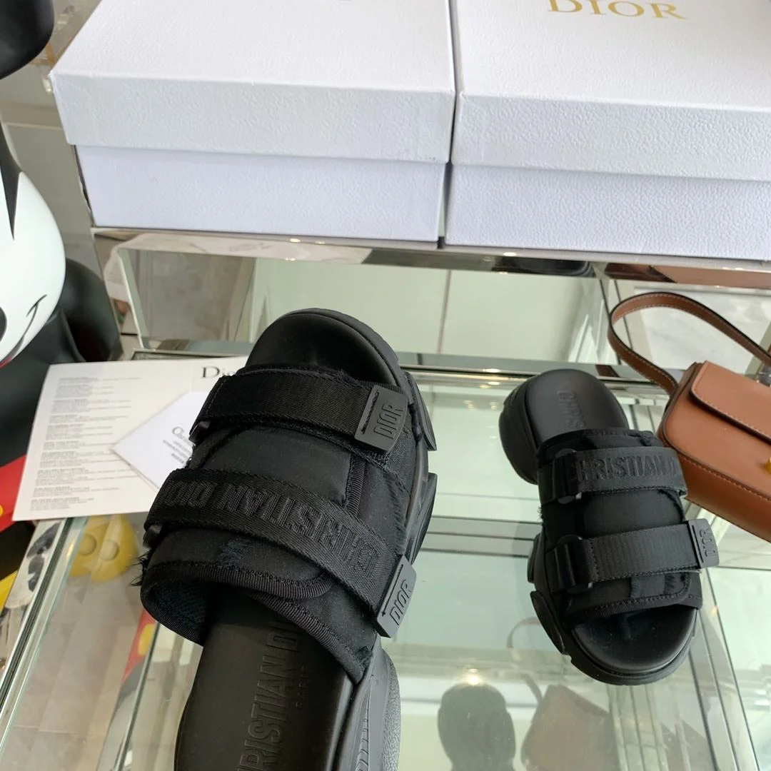 Christian Dior Slippers FashionForward 21126