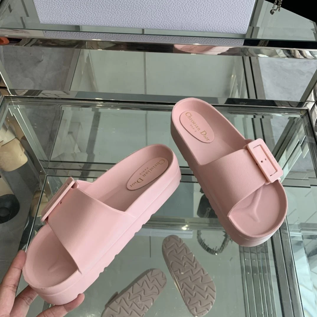 Christian Dior Slippers WaterResistant 21110