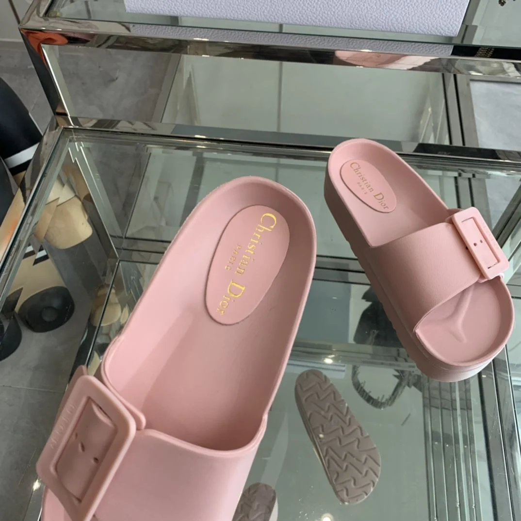 Christian Dior Slippers WaterResistant 21110