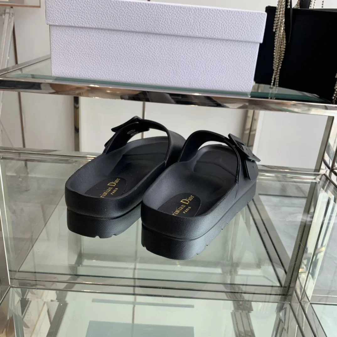 Christian Dior Slippers WellDesigned 21106