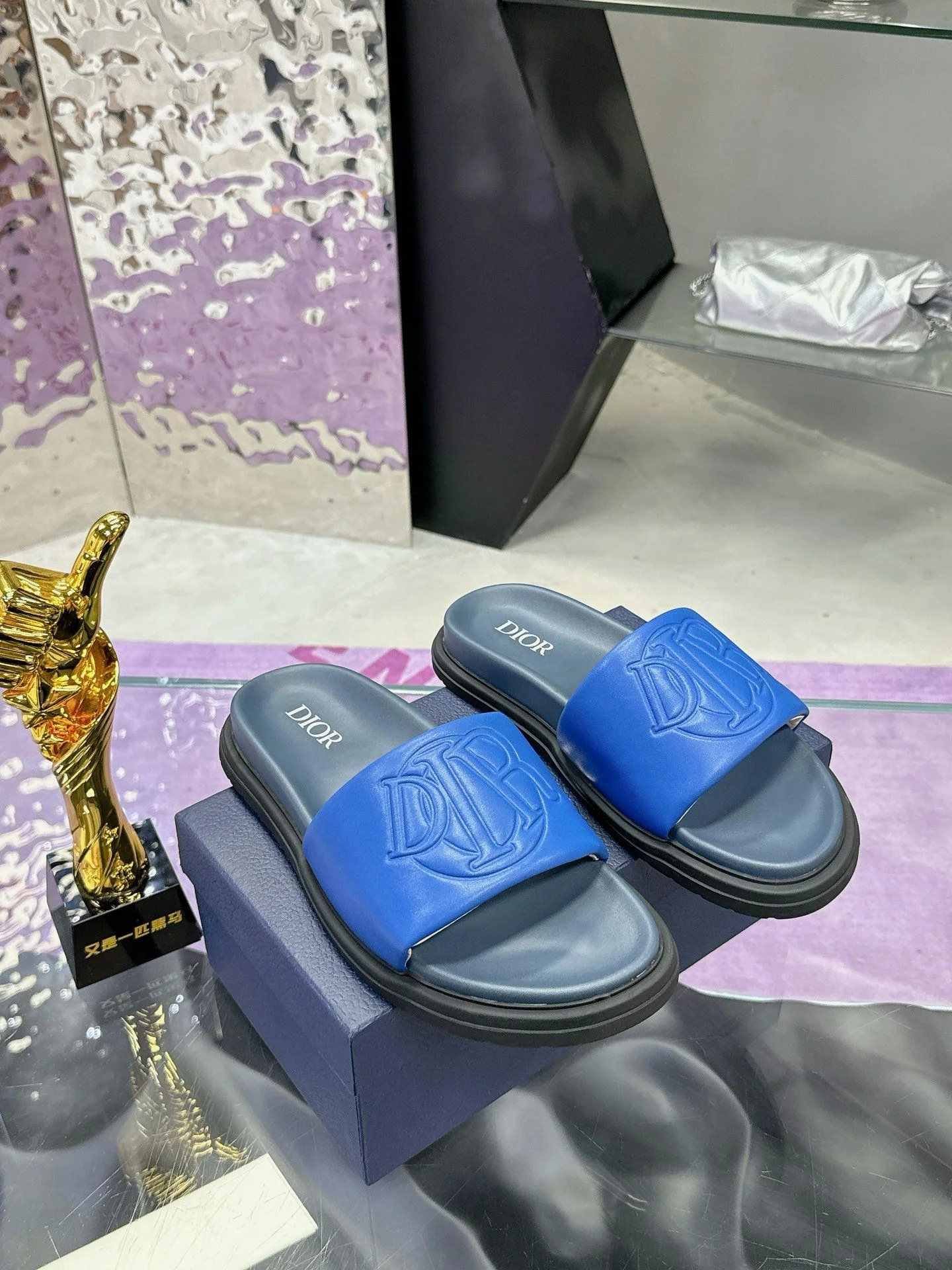 Durable Christian Dior Slippers 21129