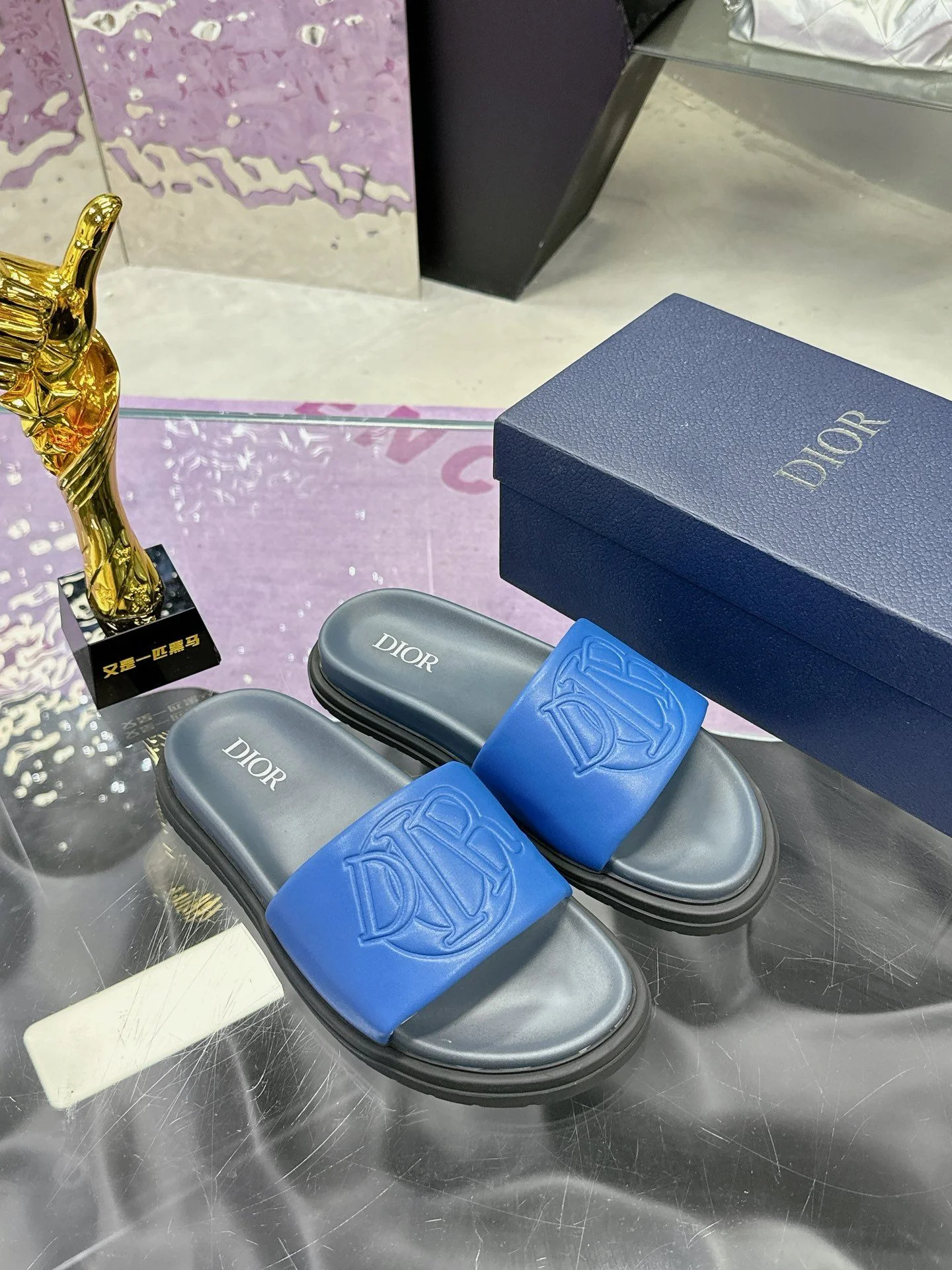 Durable Christian Dior Slippers 21129