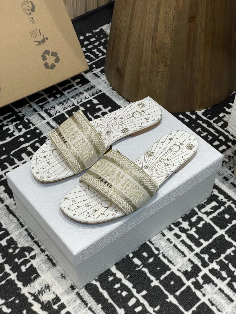 Versatile Christian Dior Slippers 21931