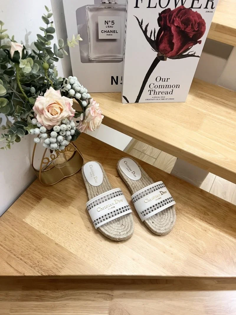 Durable Christian Dior Slippers 21916