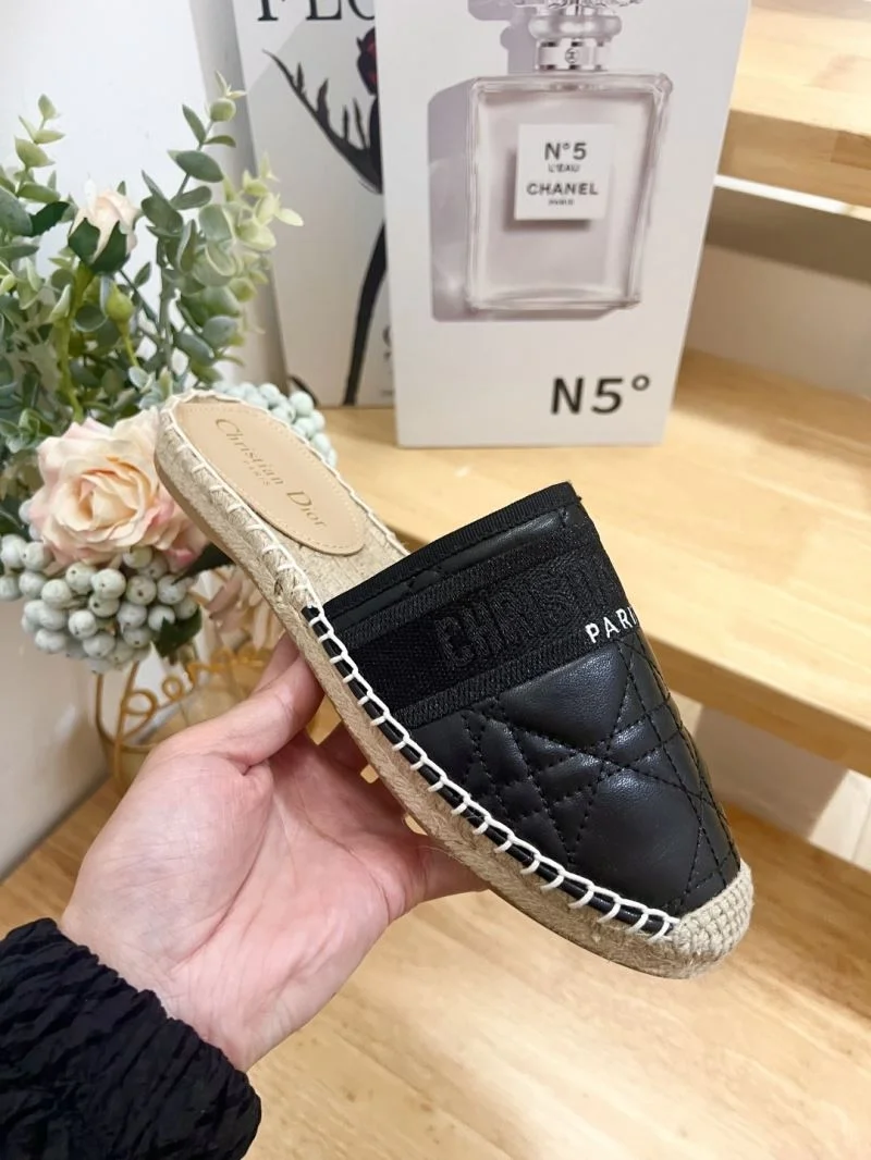 Christian Dior Slippers WaterResistant 21902