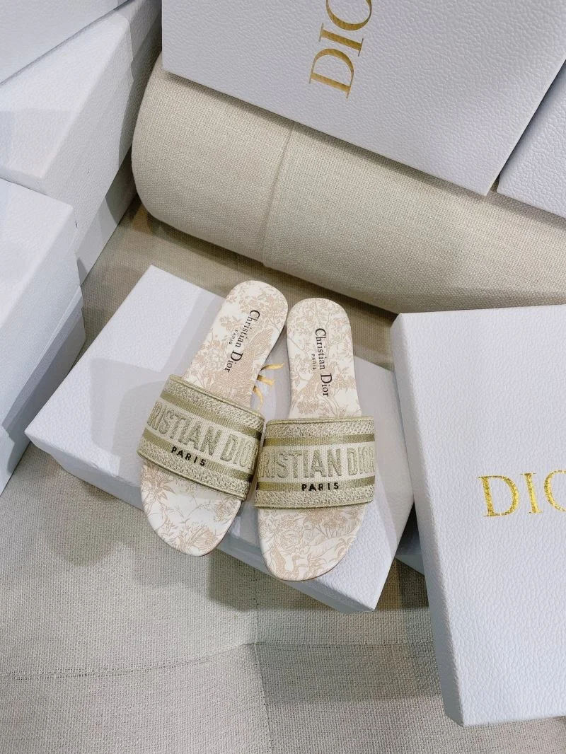Premium Christian Dior Slippers 21929
