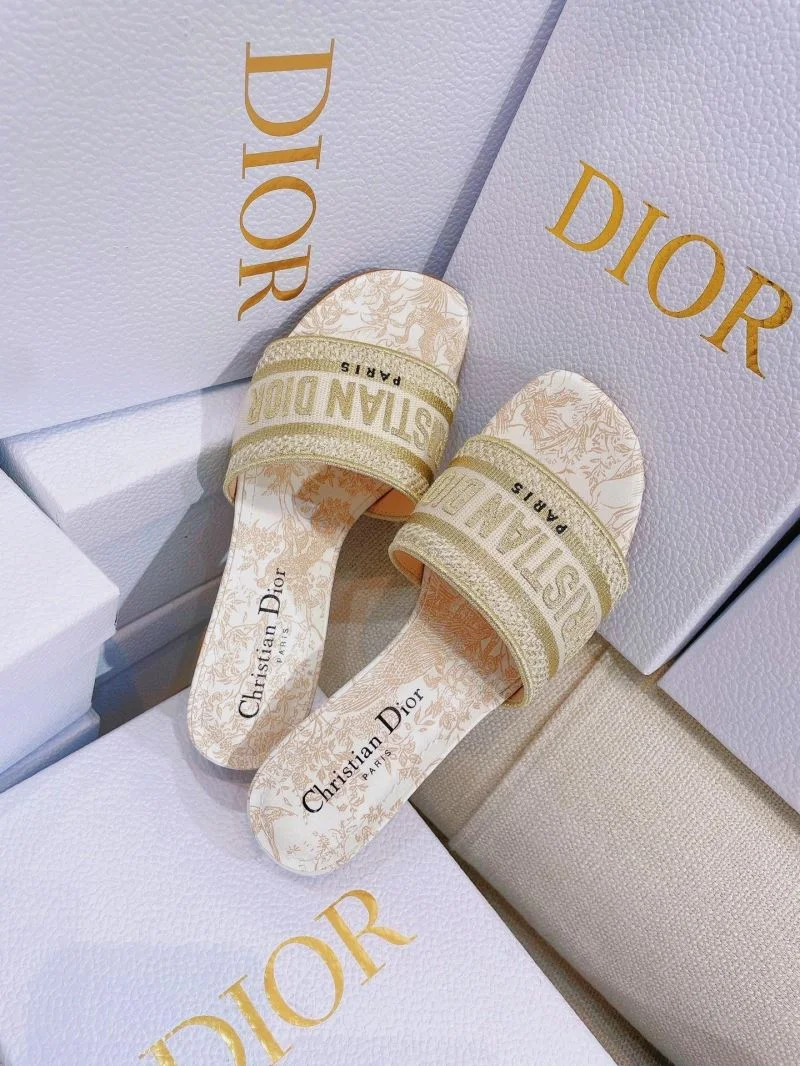 Christian Dior Slippers Versatile 21893