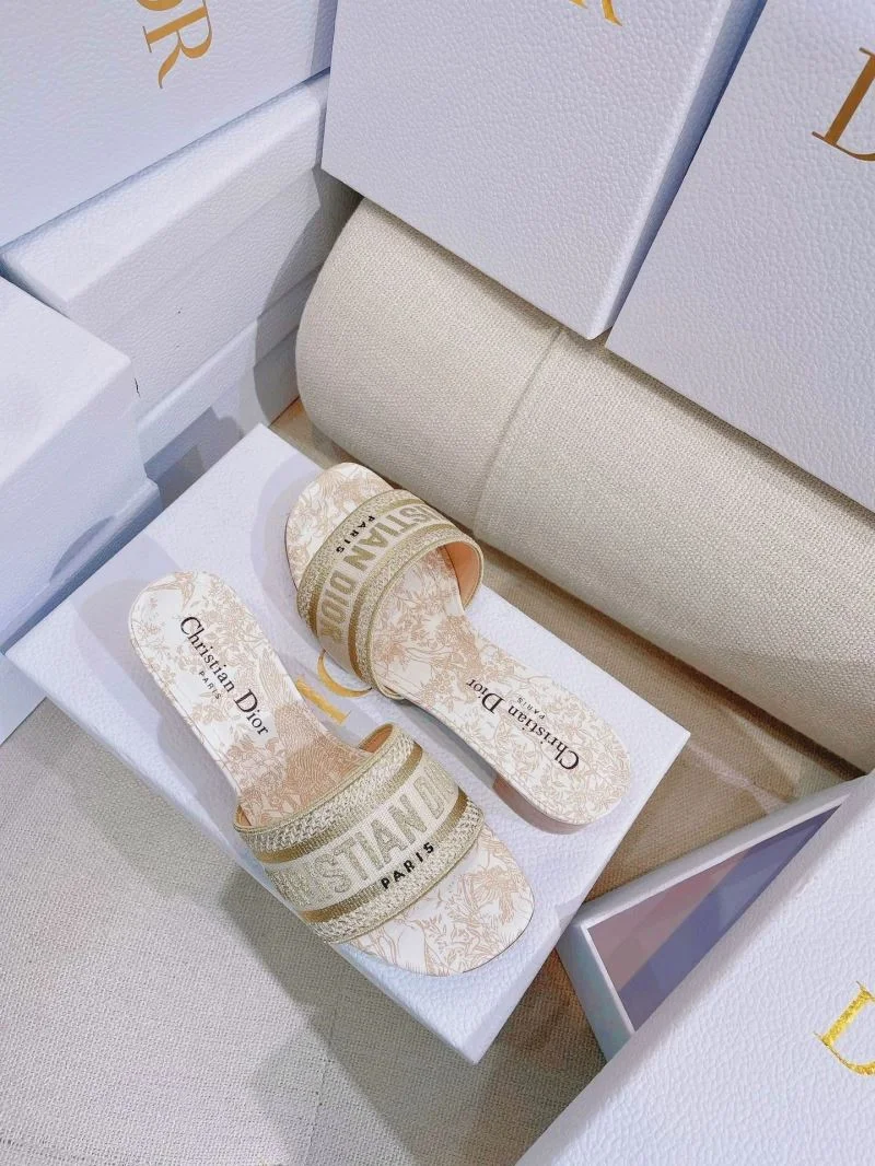 Christian Dior Slippers Versatile 21893