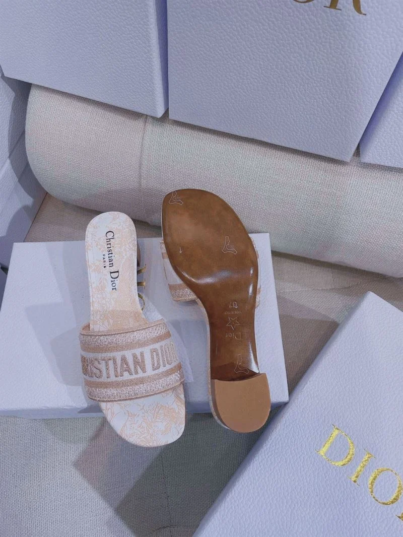 Christian Dior Slippers Bright 21892