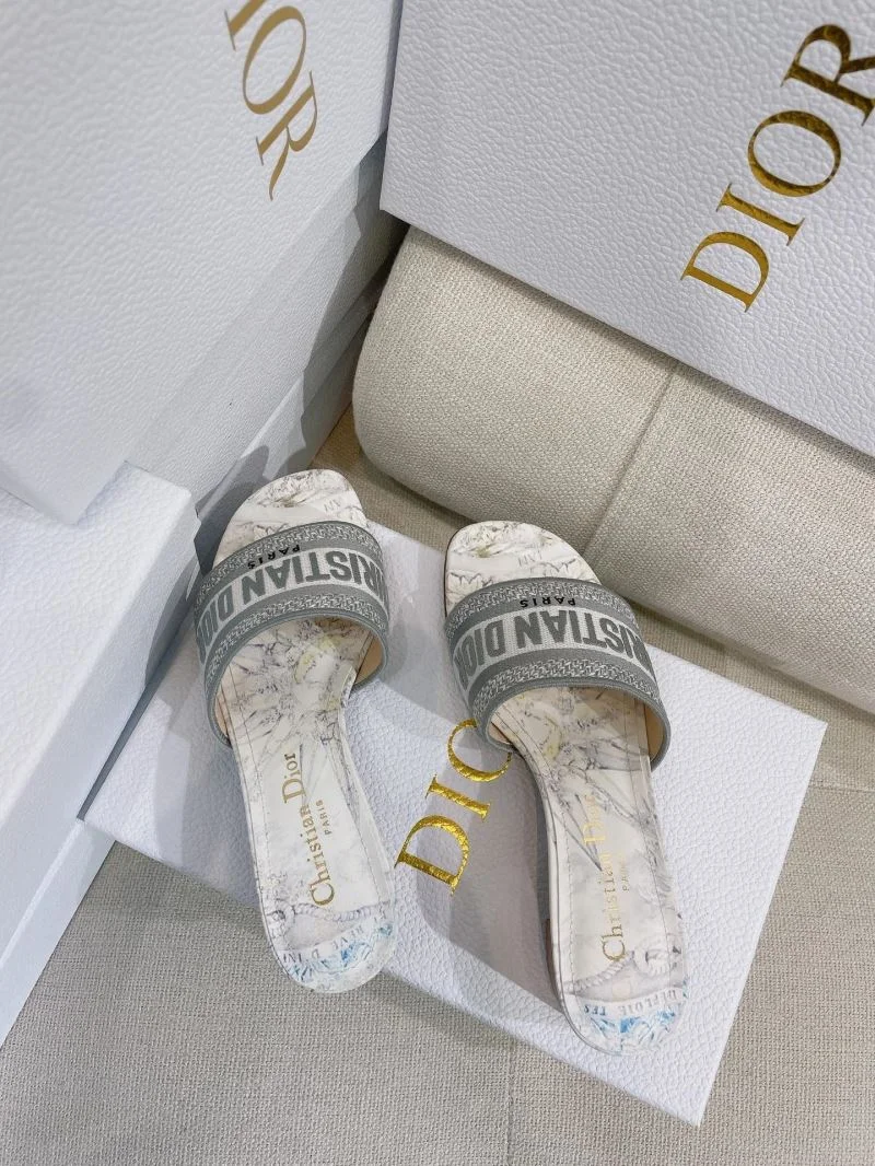 Practical Christian Dior Slippers 21882