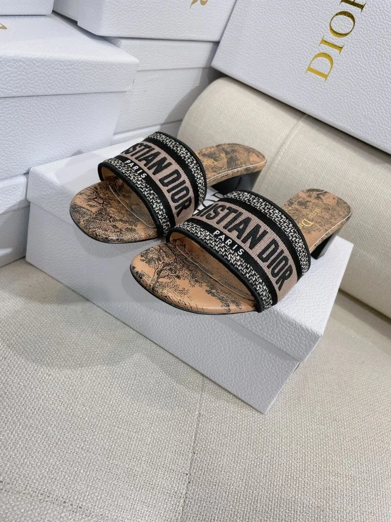 Versatile Christian Dior Slippers 21877