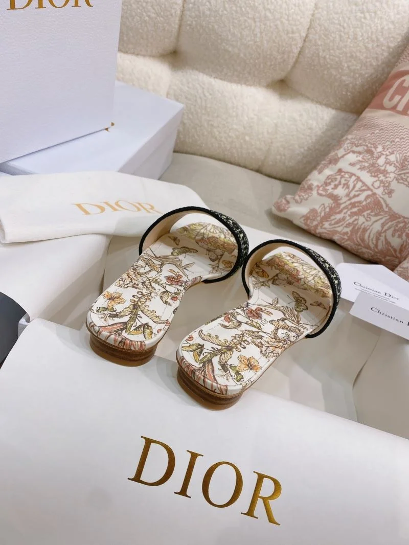 Christian Dior Slippers Stylish 21890