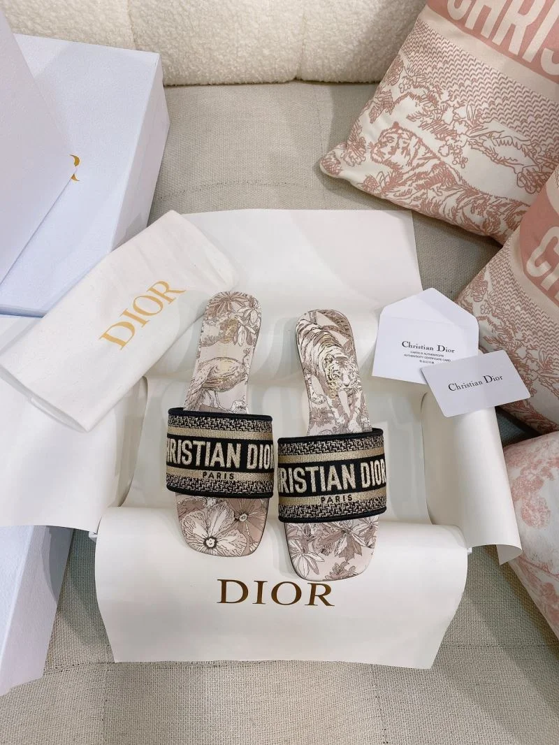 Stylish Christian Dior Slippers 21864