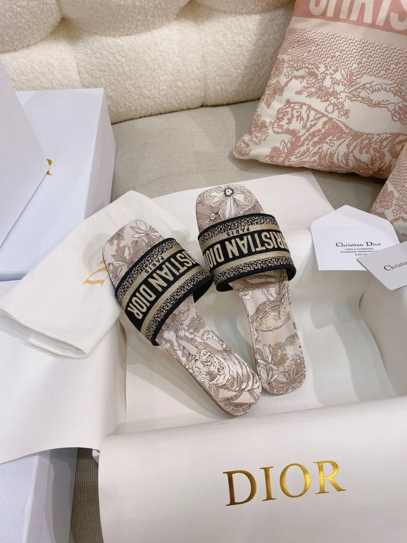 Stylish Christian Dior Slippers 21864