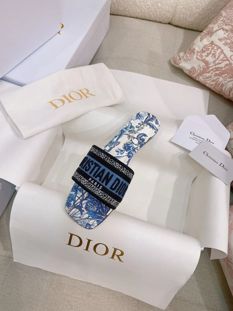 Functional Christian Dior Slippers 21896