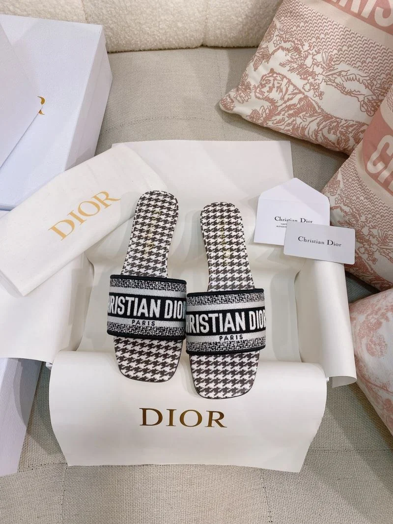 Christian Dior Slippers ModernLook 21853