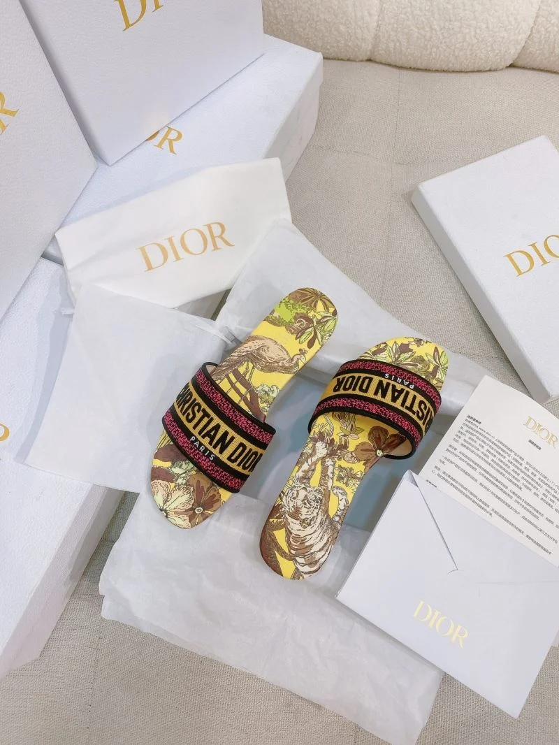 Christian Dior Slippers WaterResistant 21852
