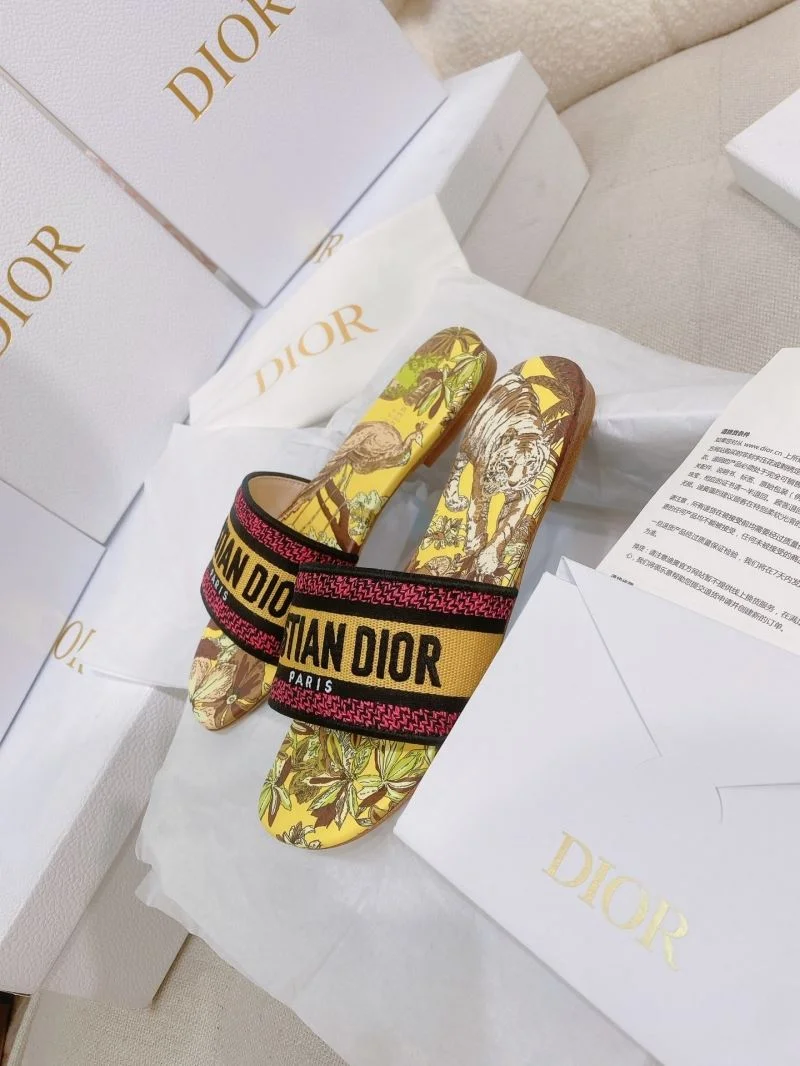 Christian Dior Slippers WaterResistant 21852
