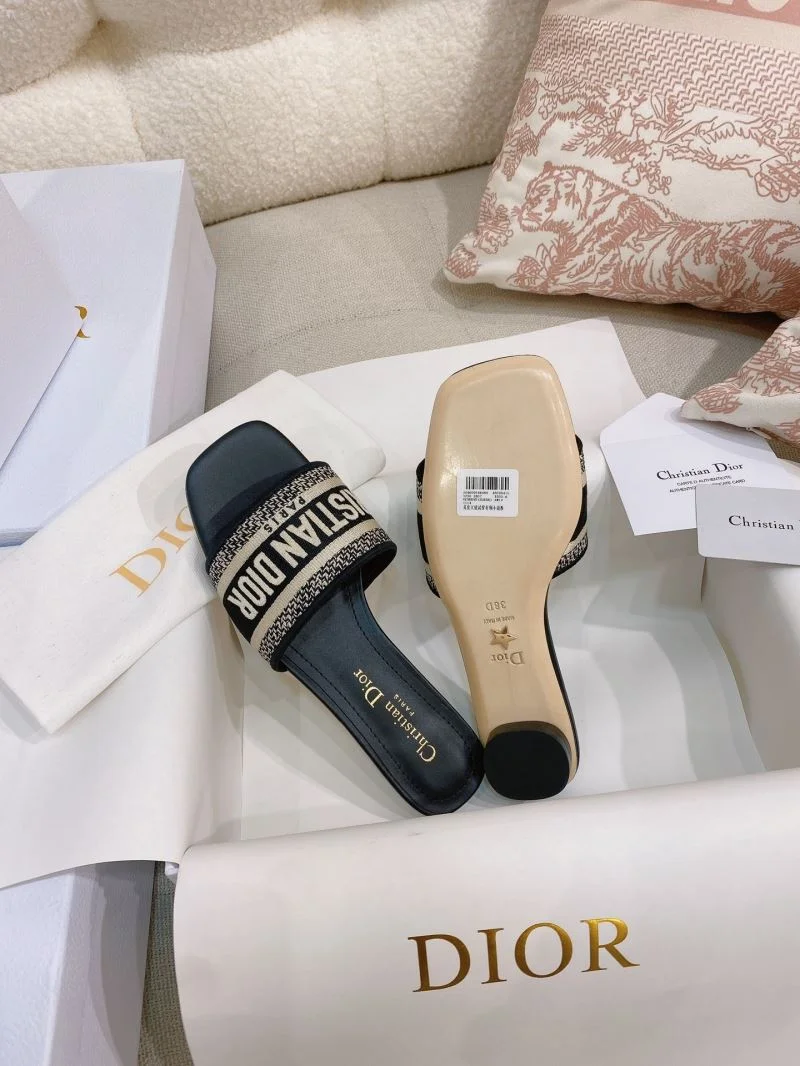 Christian Dior Slippers ComfortFit 21850