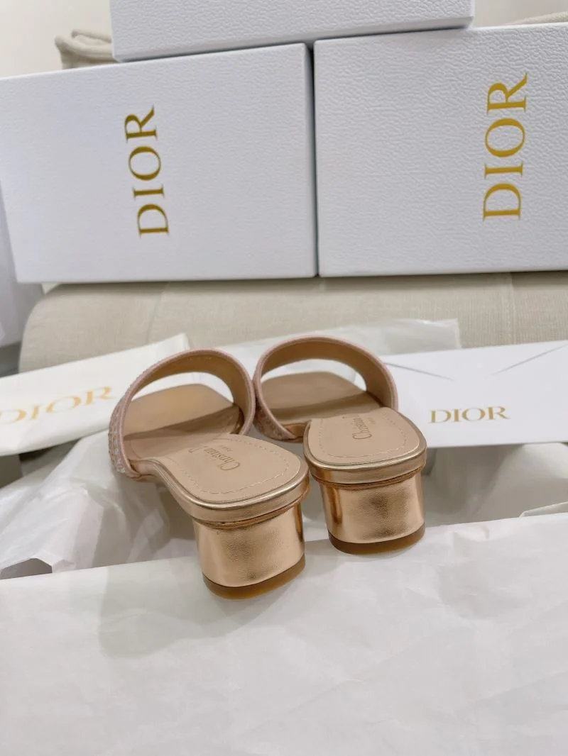 Versatile Christian Dior Slippers 21925