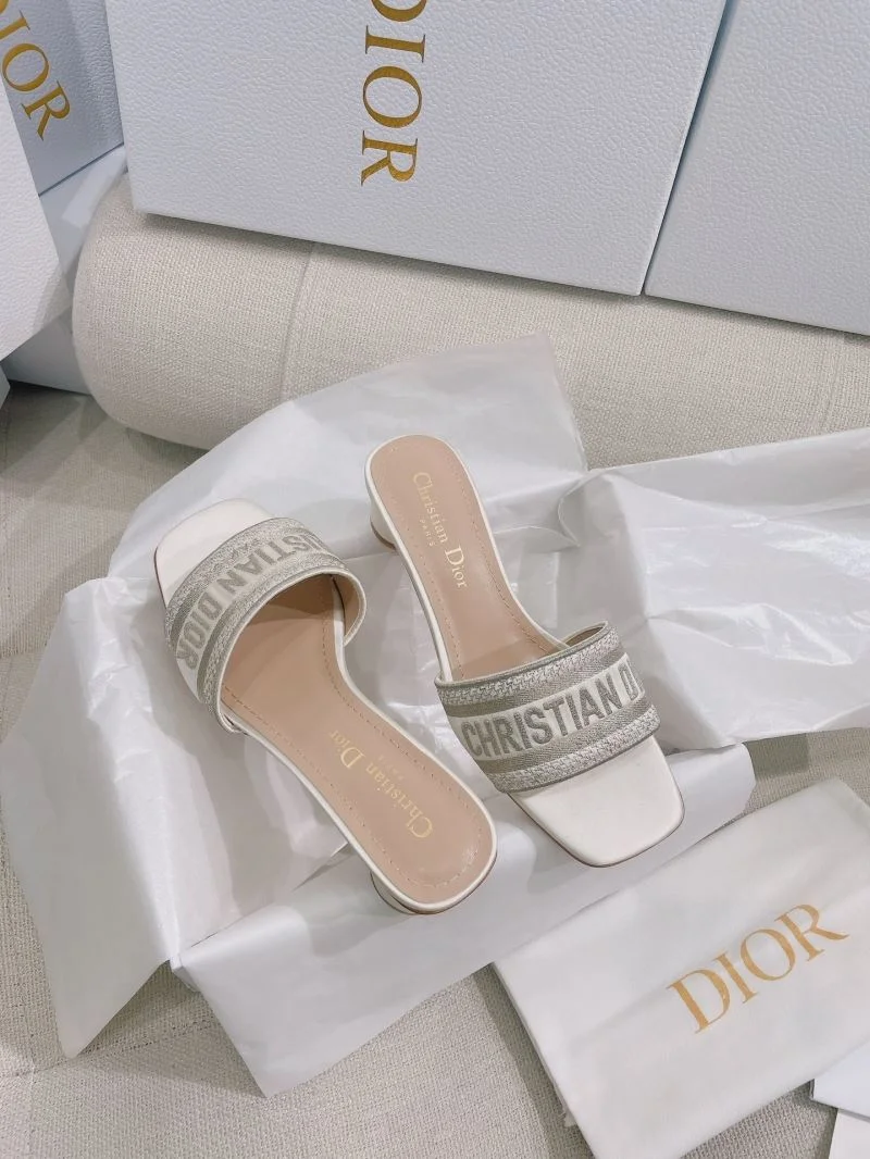 Refined Christian Dior Slippers 21821