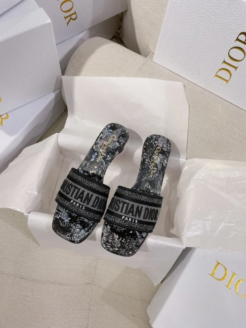 Christian Dior Slippers RelaxedFit 21812