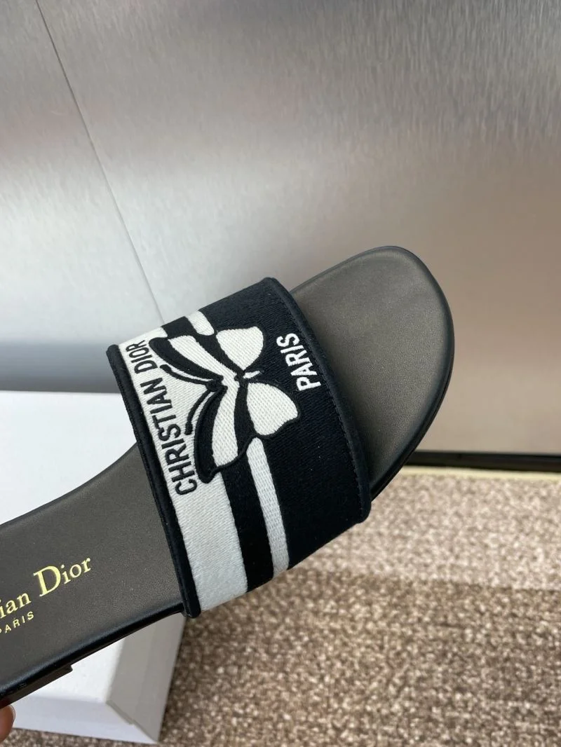 Premium Christian Dior Slippers 21797