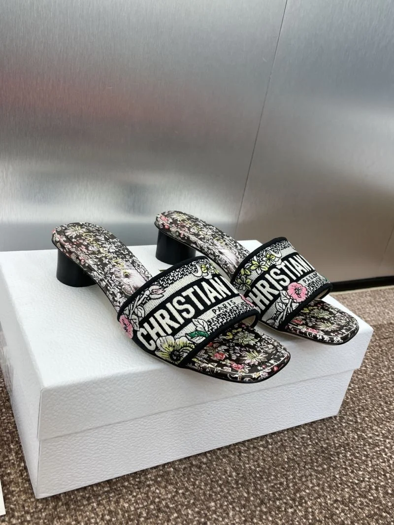 Christian Dior Slippers Versatile 21793