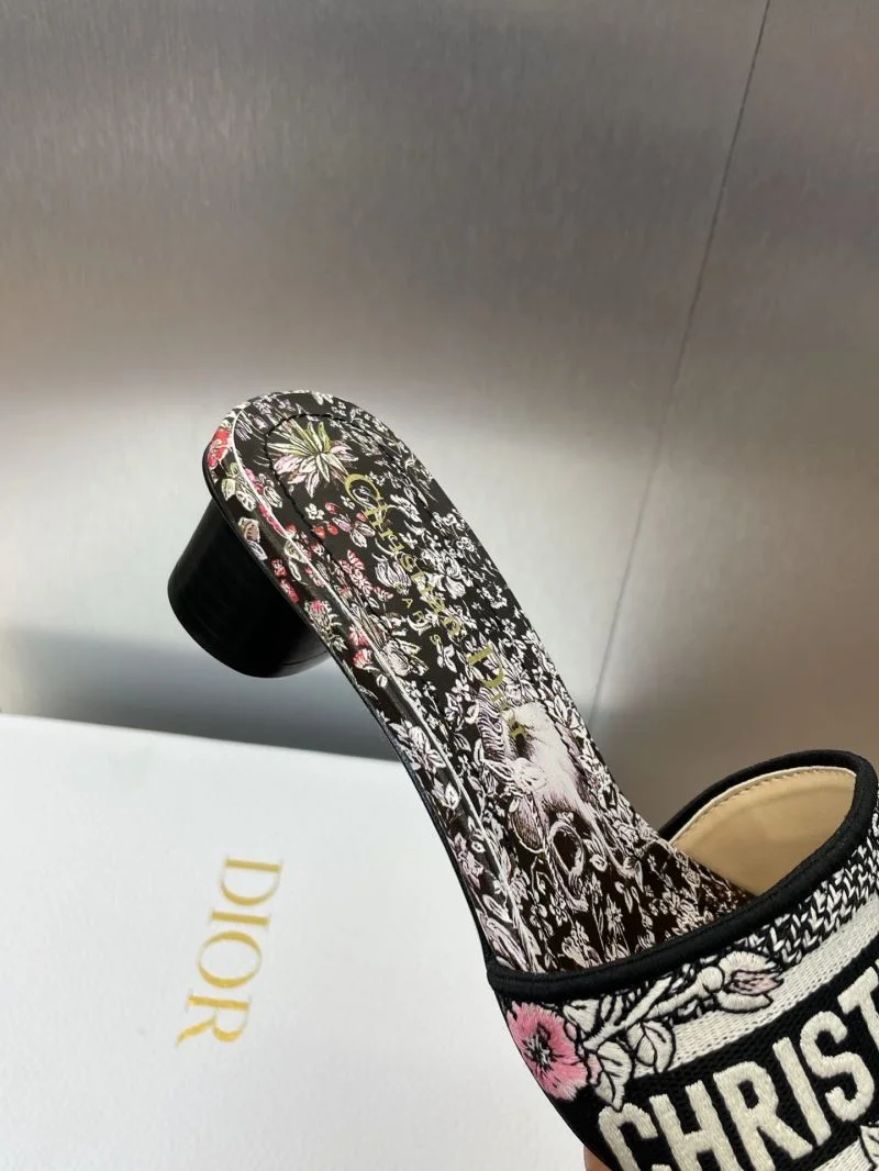 Christian Dior Slippers Versatile 21793